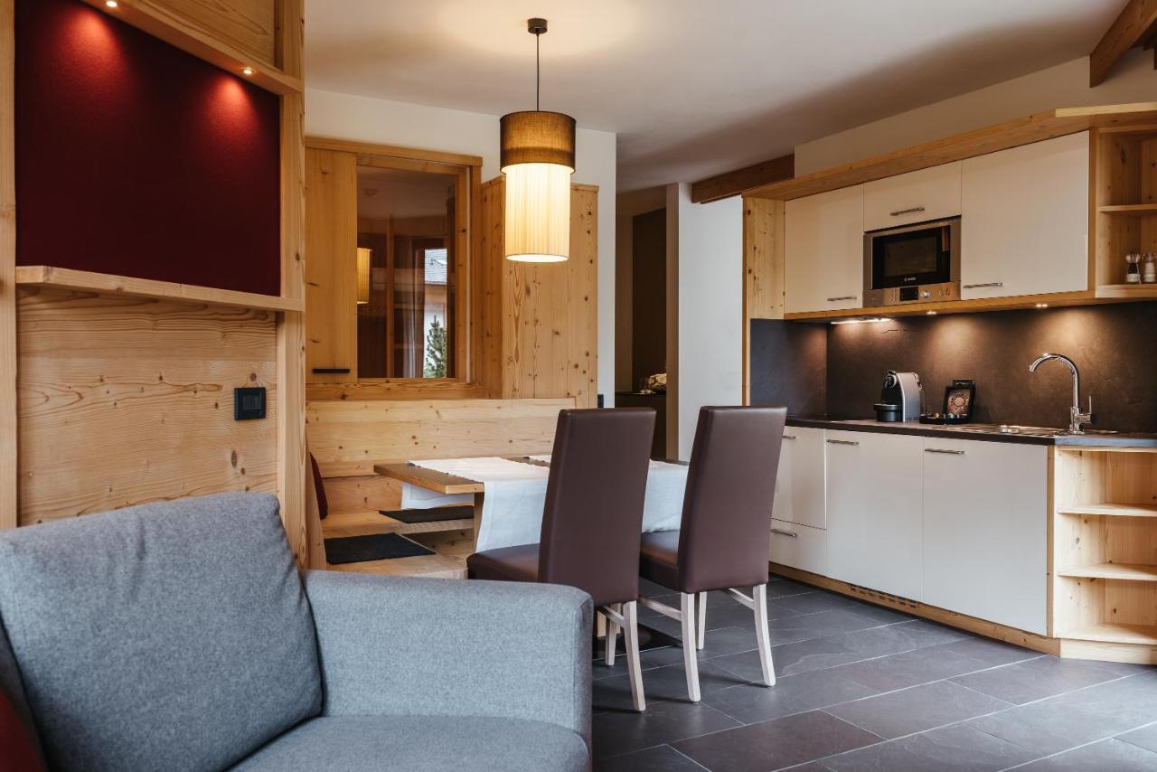 Lagacio Hotel Mountain Residence San Cassiano  Kültér fotó