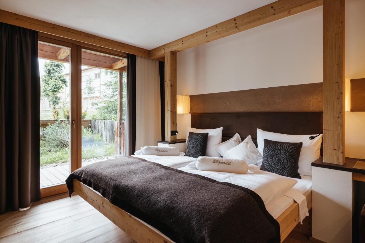 Lagacio Hotel Mountain Residence San Cassiano  Kültér fotó
