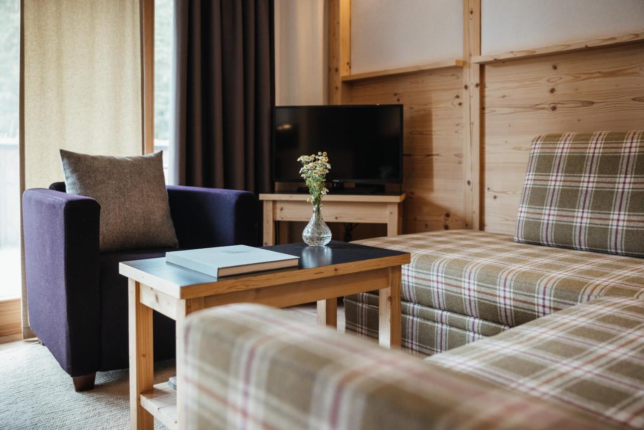 Lagacio Hotel Mountain Residence San Cassiano  Kültér fotó