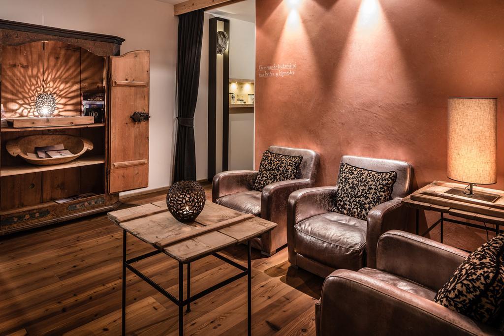 Lagacio Hotel Mountain Residence San Cassiano  Kültér fotó